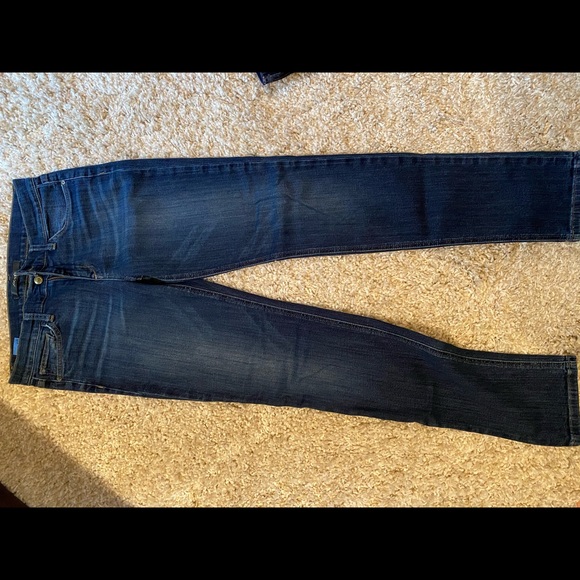 Joe’s Jeans. Straight leg. Excellent condition. - Picture 2 of 3